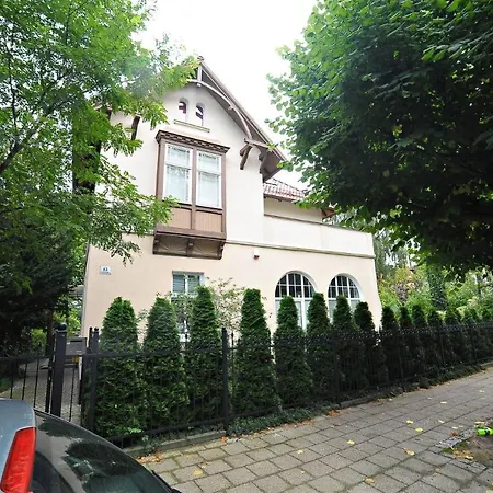 Grand Apartment *